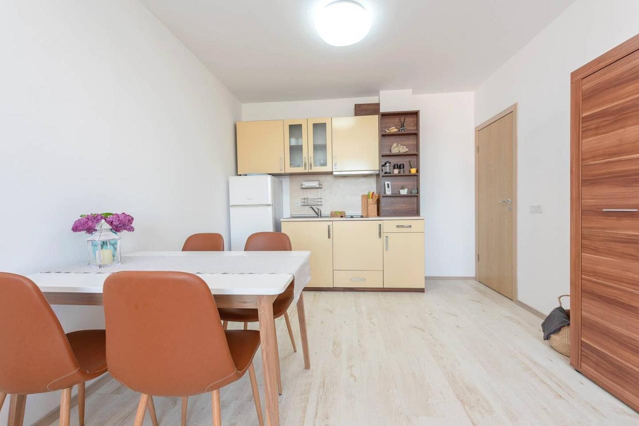 Apartment Gendar Delux, Sunny Island, Chernomorets Exterior photo